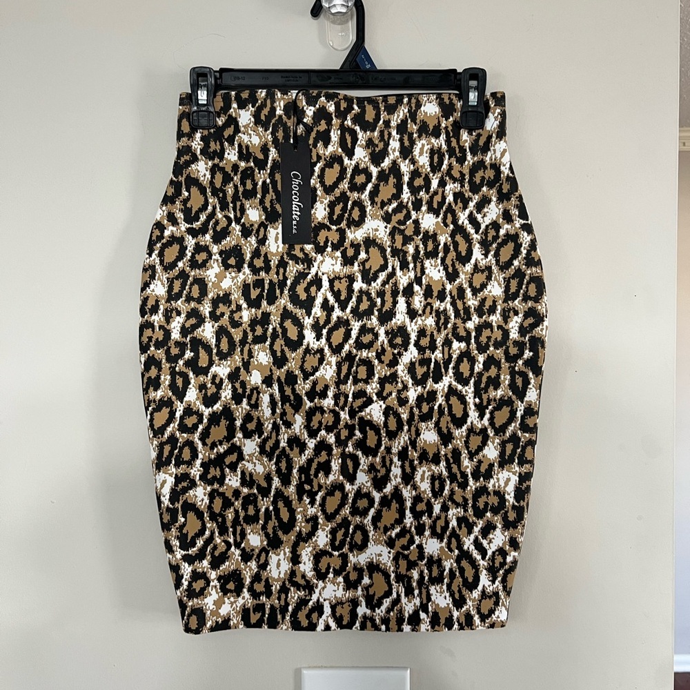 NWT Chocolate Leopard Print Pencil Skirt - High Waisted Small - Picture 1 of 8